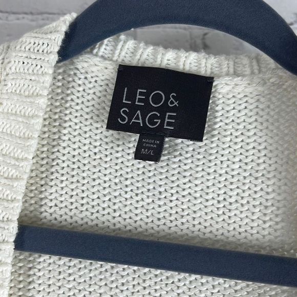 Leo & Sage Womens Cardigan Sweater Open Front Shaggy Faux Fur White M/L - Picture 2 of 9